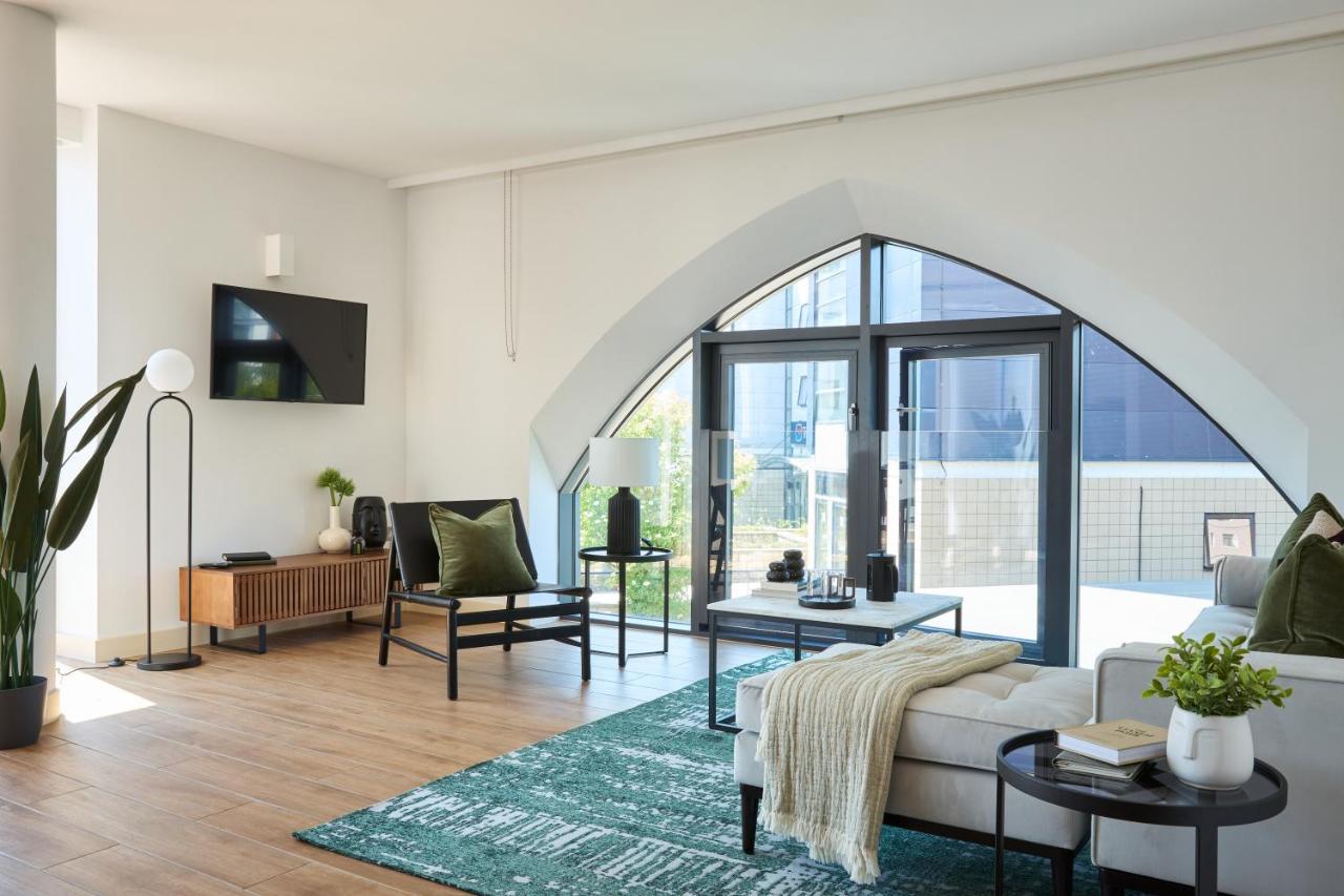 Kew Bridge By Viridian Apartments ภายนอก รูปภาพ