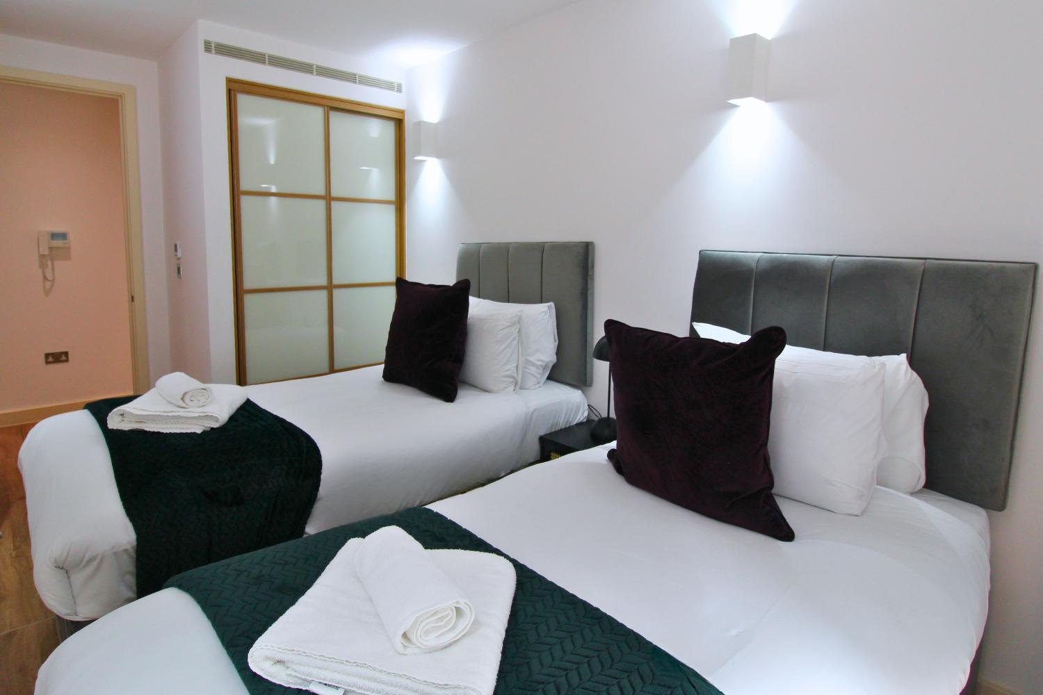 Kew Bridge By Viridian Apartments ภายนอก รูปภาพ